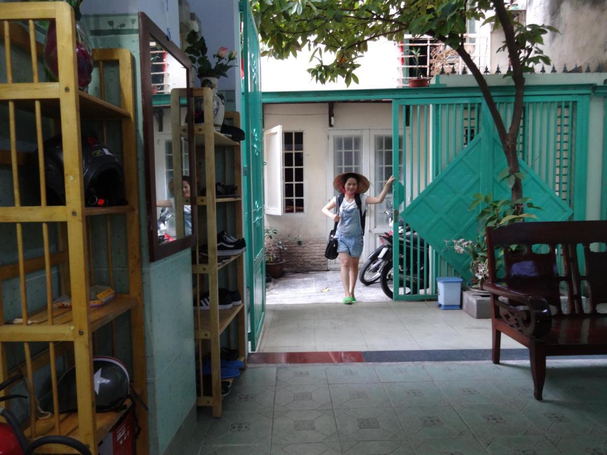 Language Exchange Hostel 2 Ho Chi Minh City Exterior photo