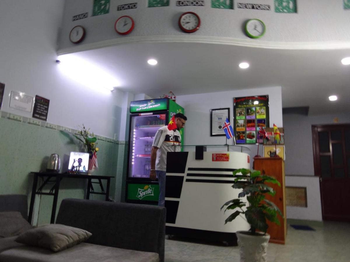 Language Exchange Hostel 2 Ho Chi Minh City Exterior photo
